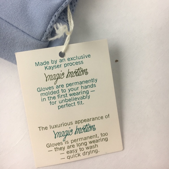 Purple Vintage Dress Wedding Gloves Wrist Length - Picture 3 of 4